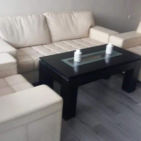 Super Center דירה